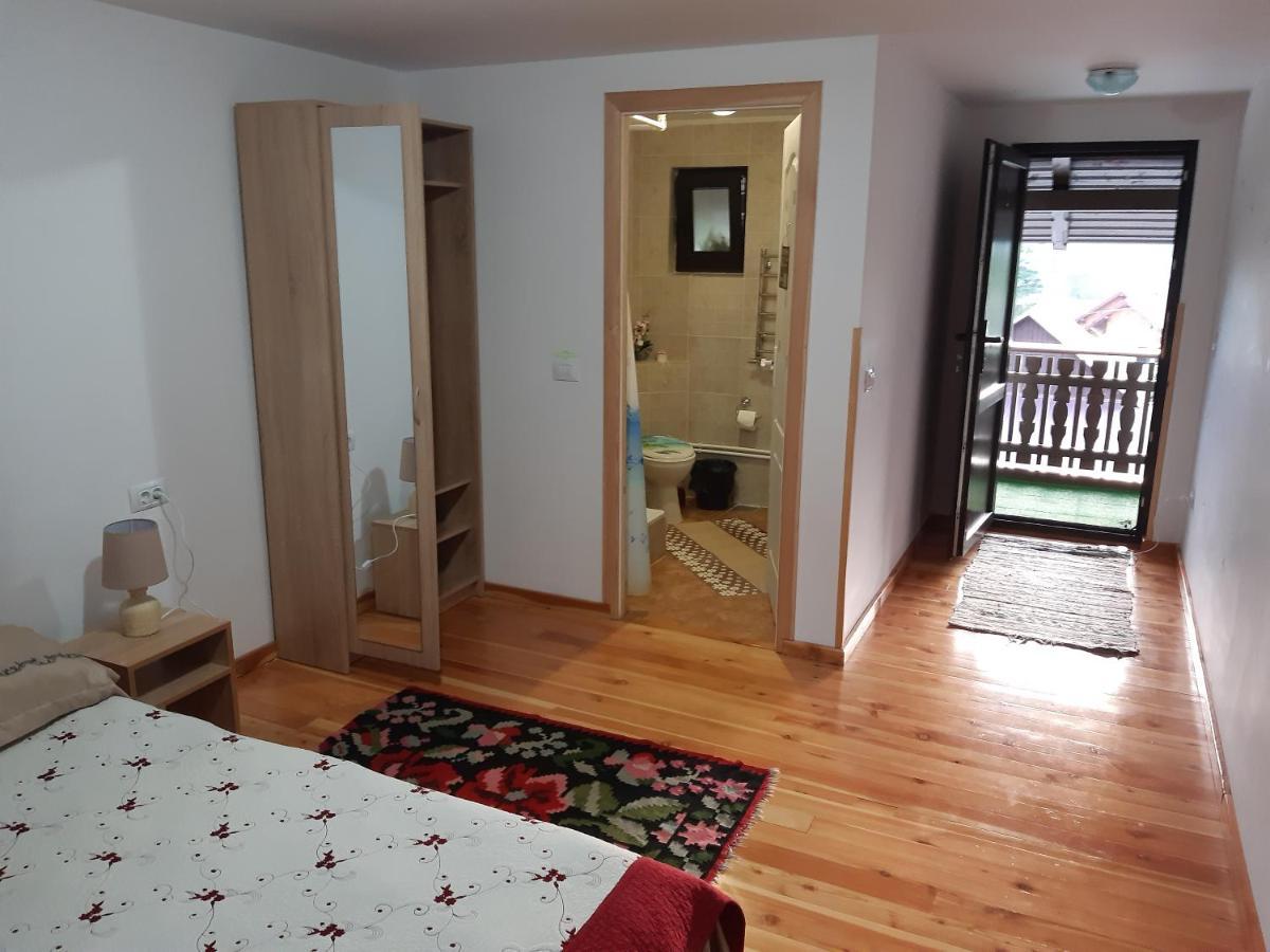 Casa Dintre Pini Villa Păltinoasa Eksteriør bilde