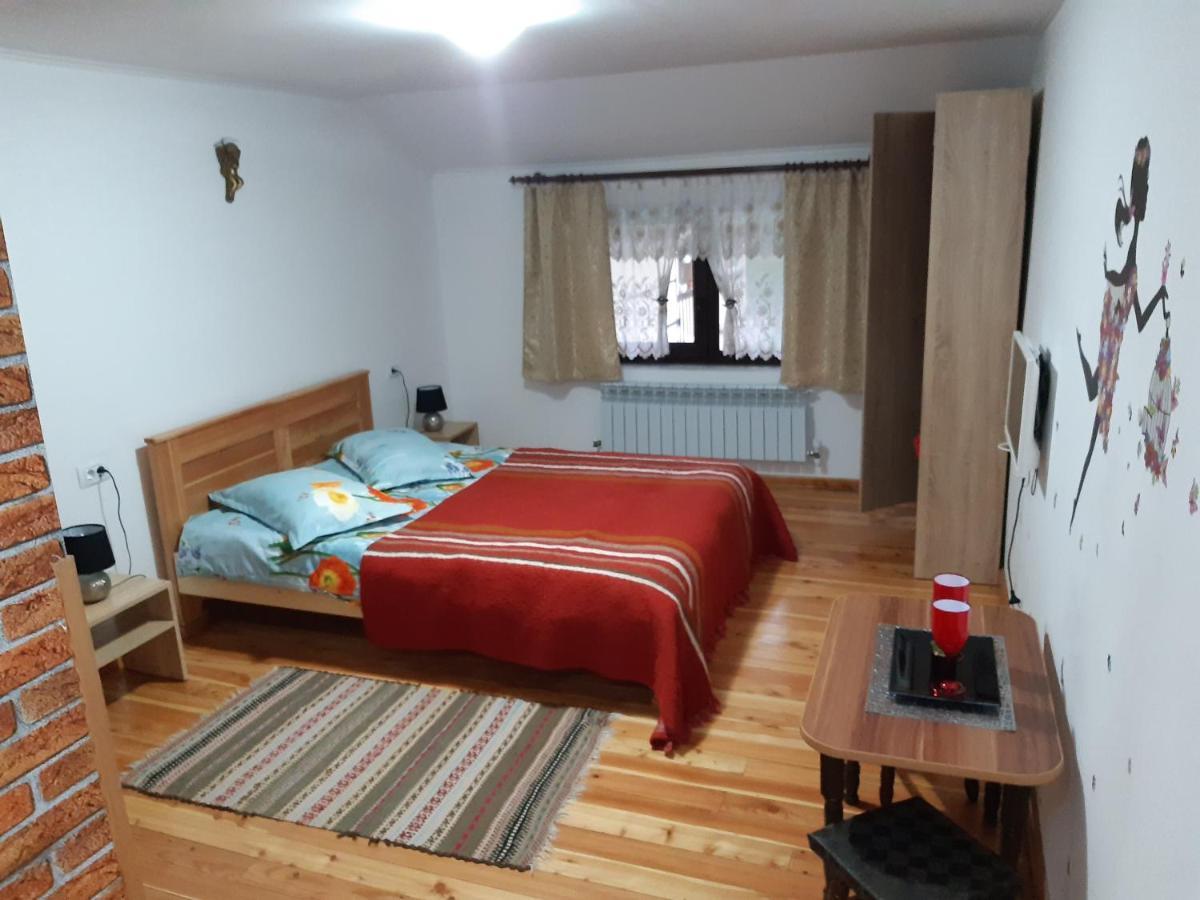 Casa Dintre Pini Villa Păltinoasa Eksteriør bilde